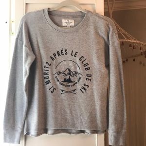 American Eagle pull over sweatshirt